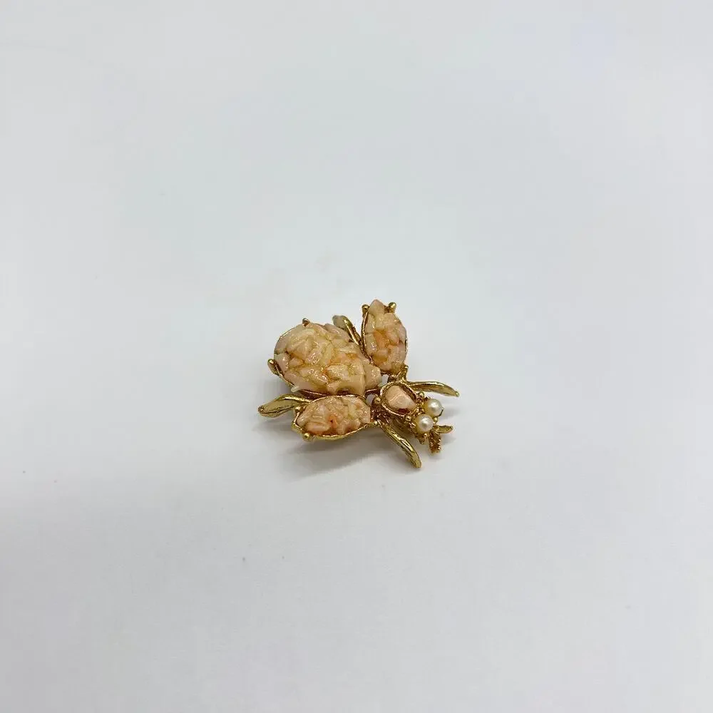 Vintage Chip Stone Bee Brooch Pin Coral Pink Gold Tone Figural Costume Jewelry